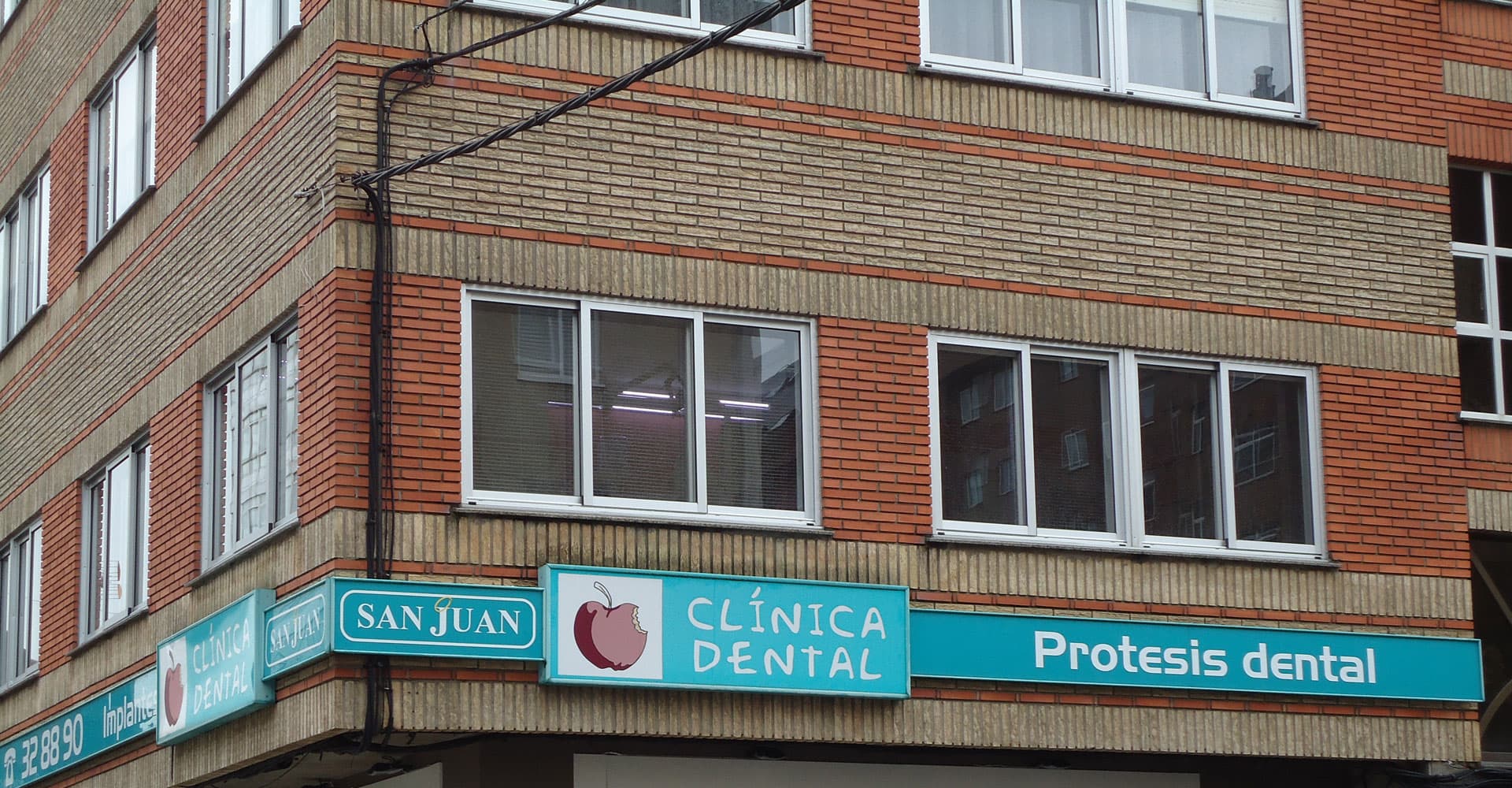 Su clínica dental en Ferrol